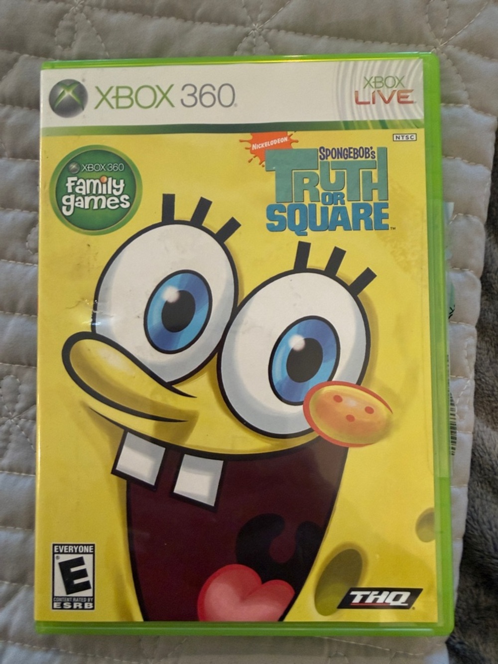SpongeBob's Truth or Square Family Game - Yellow, Blue, Green
